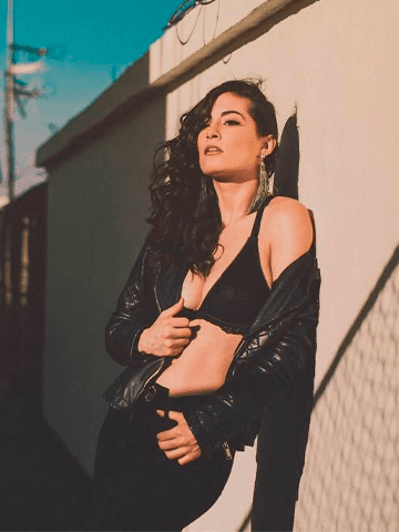 Estefanie Elizarraras